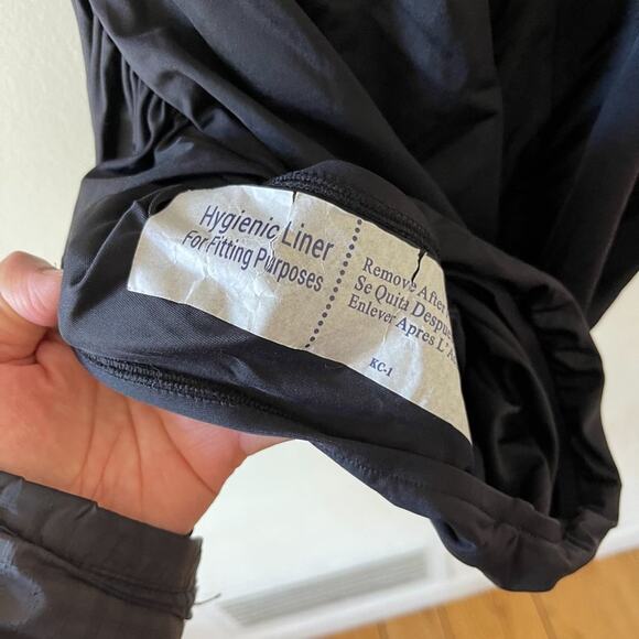 Badgley Mischka Ruched One Piece Swimsuit Womens 24W Black V Neck Swim NEW - Picture 10 of 13